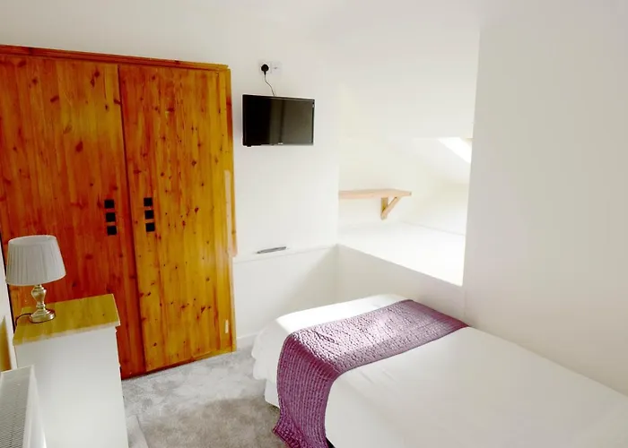 The Helm Sea View House *